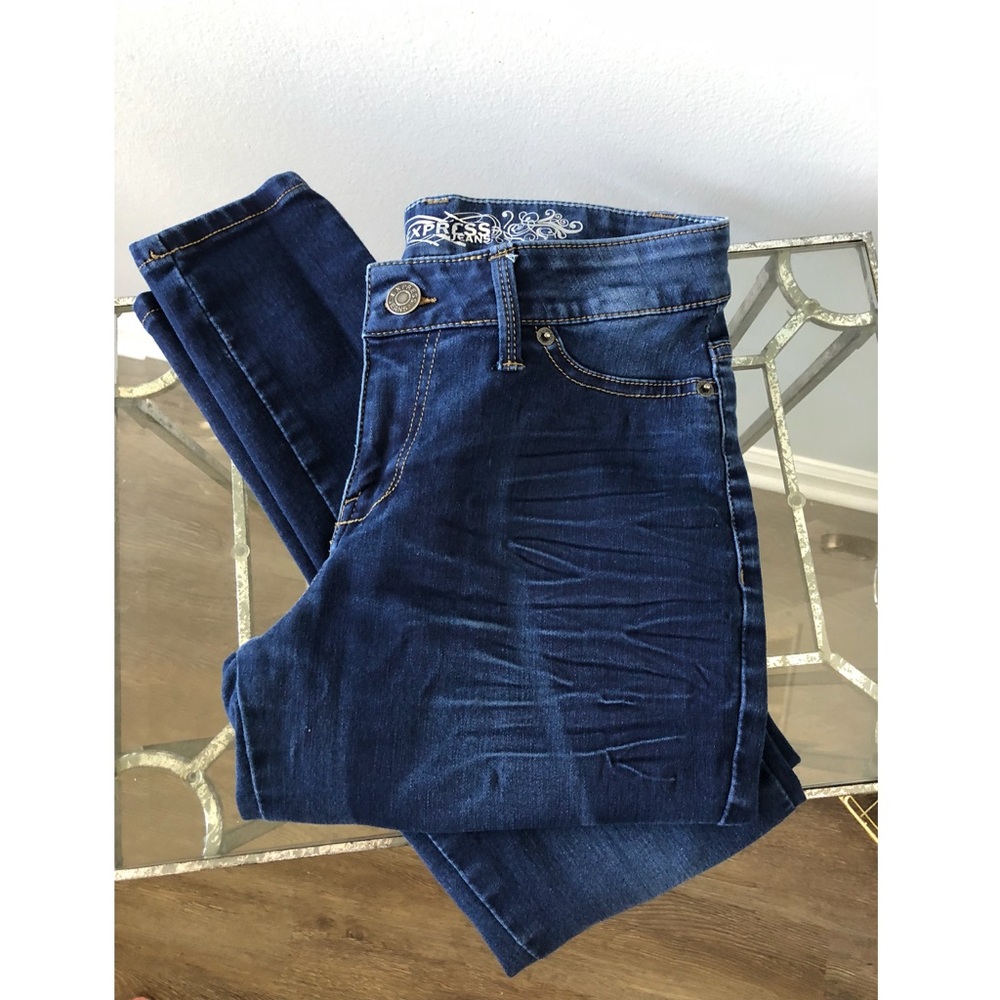 Express jeans.